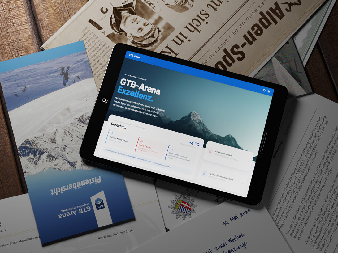Tablet mit der Website der GTB-Arena, Zeitungsartikel und Pistenübersicht aus dem Krimispiel Tatort Tiefschnee
